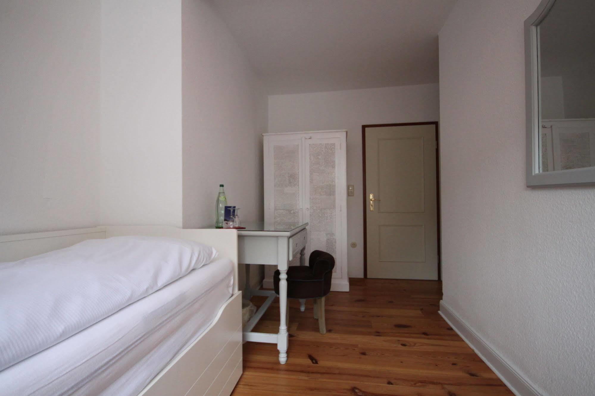 Strandperle Lieblingsplatz Hotel リューベック エクステリア 写真